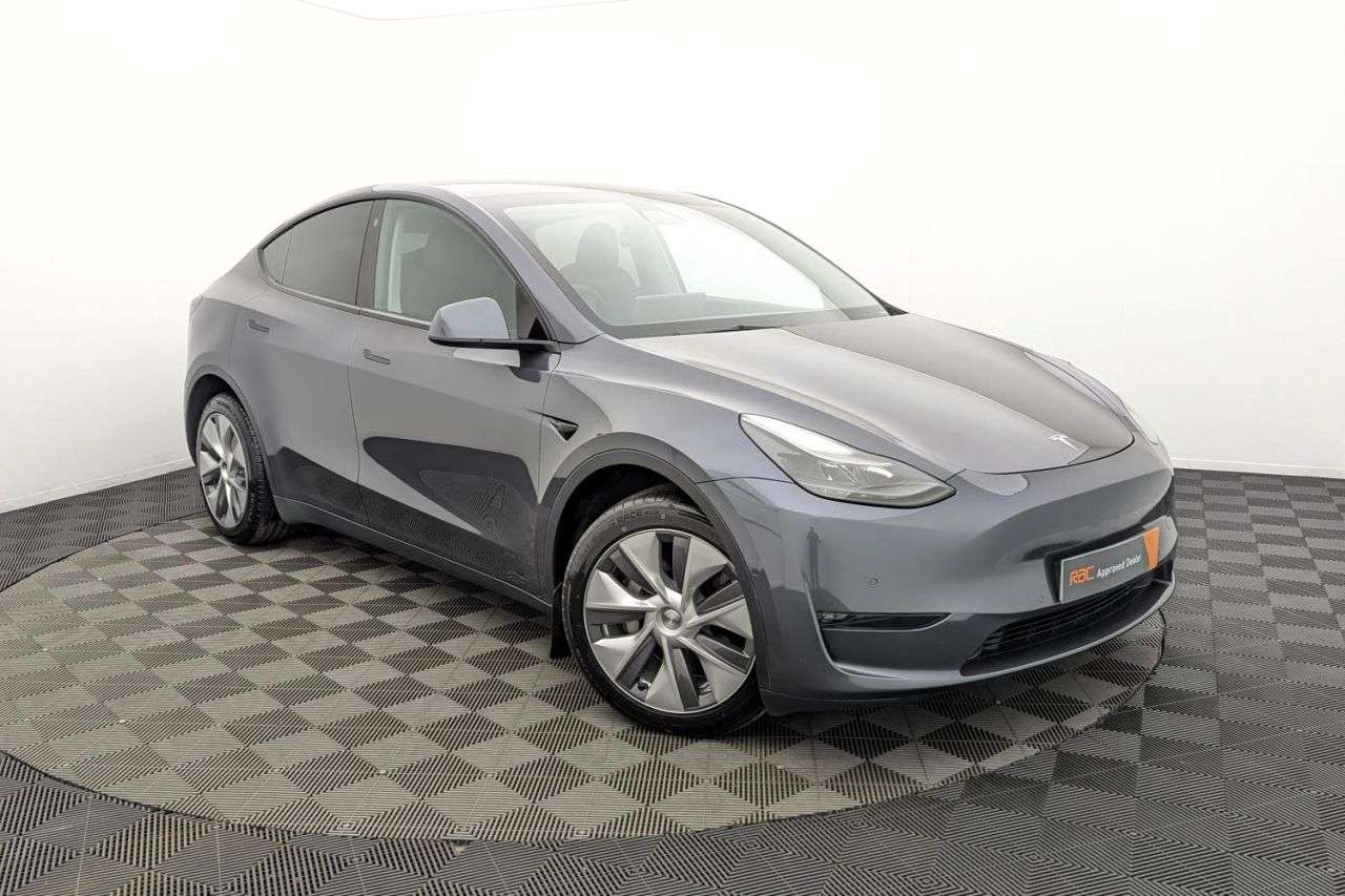 A 2022 TESLA MODEL Y (Dual Motor) Long Range SUV 5dr Electric Auto 4WDE (384 bhp) Award Winning A 2022 TESLA MODEL Y (Dual Motor) Long Range SUV 5dr Electric Auto 4WDE (384 bhp) Award Winning