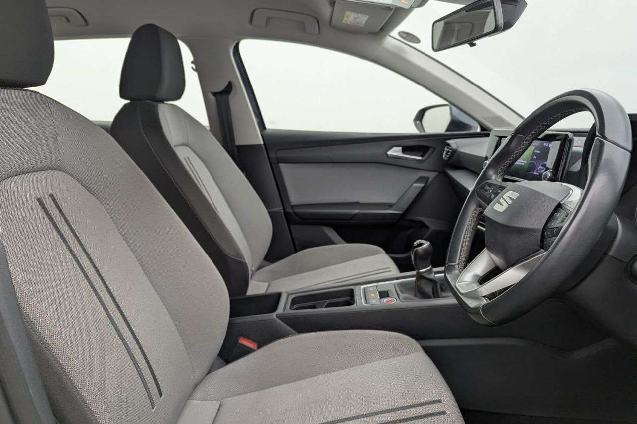 A 2022 SEAT LEON 1.5 TSI EVO SE Estate 5dr Petrol Manual Euro 6 (s/s) (130 ps) Award Winning A 2022 SEAT LEON 1.5 TSI EVO SE Estate 5dr Petrol Manual Euro 6 (s/s) (130 ps) Award Winning