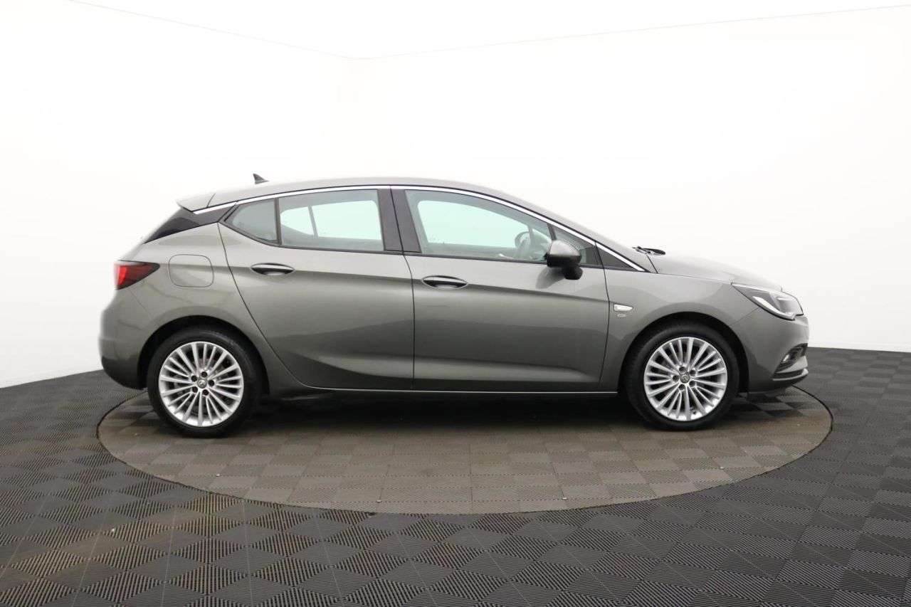 A 2019 VAUXHALL ASTRA 1.4i Turbo Elite Nav Hatchback 5dr Petrol Manual Euro 6 (s/s) (150 ps) Awar A 2019 VAUXHALL ASTRA 1.4i Turbo Elite Nav Hatchback 5dr Petrol Manual Euro 6 (s/s) (150 ps) Awar