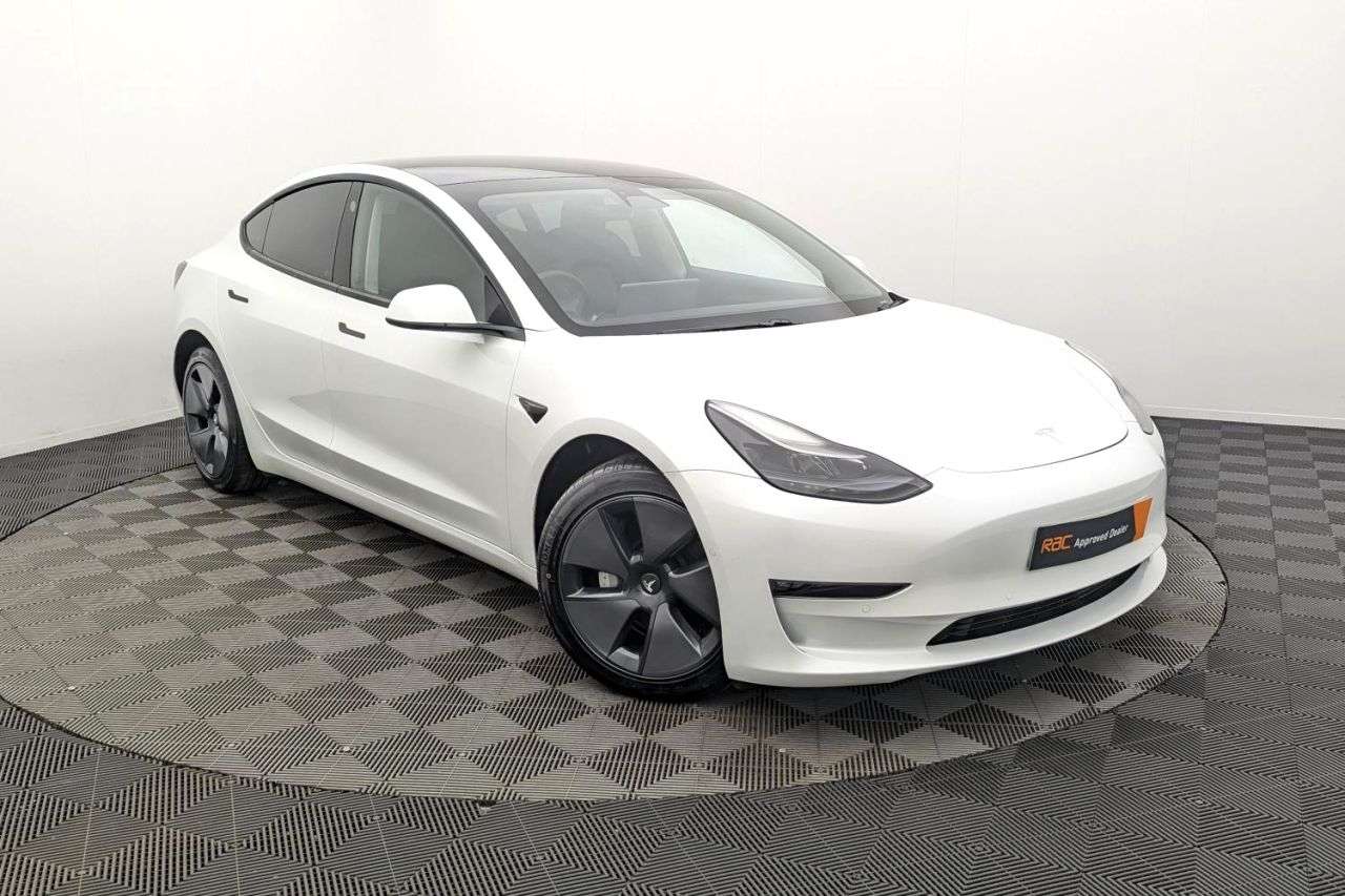 A 2021 TESLA MODEL 3 (Dual Motor) Long Range Saloon 4dr Electric Auto 4WDE (346 ps) Award Winnin A 2021 TESLA MODEL 3 (Dual Motor) Long Range Saloon 4dr Electric Auto 4WDE (346 ps) Award Winnin