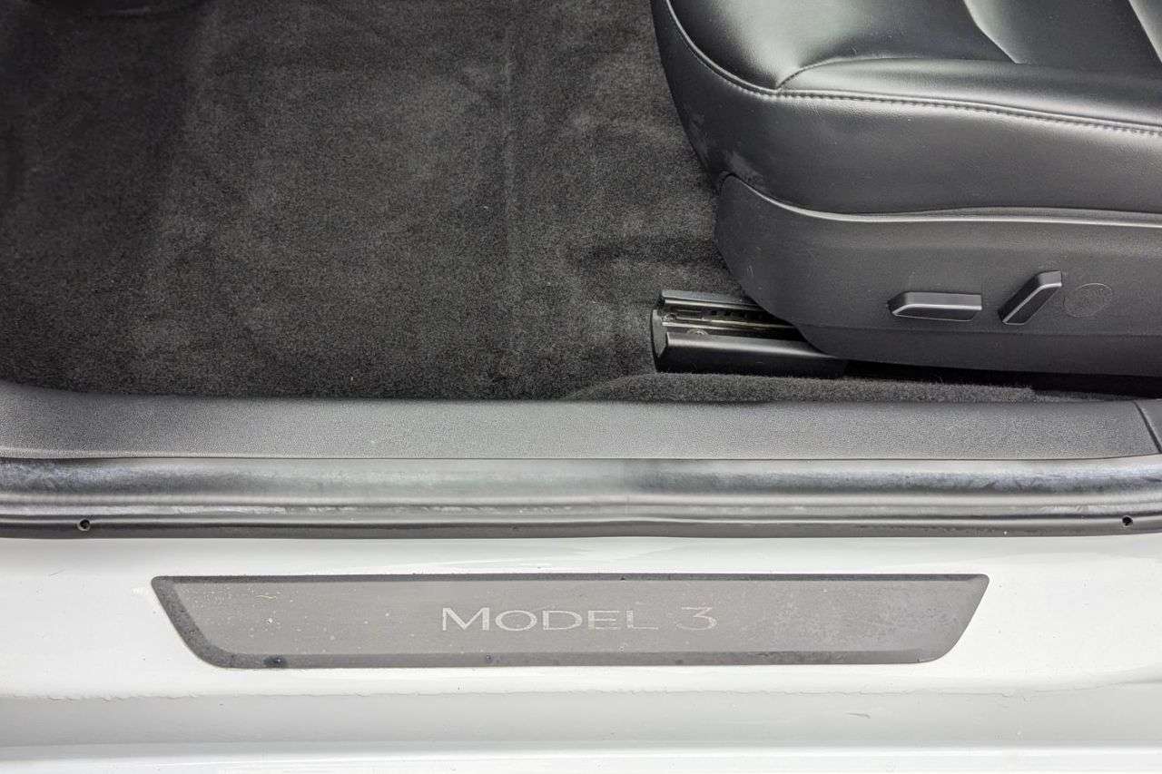 2021 TESLA MODEL 3 2021 TESLA MODEL 3