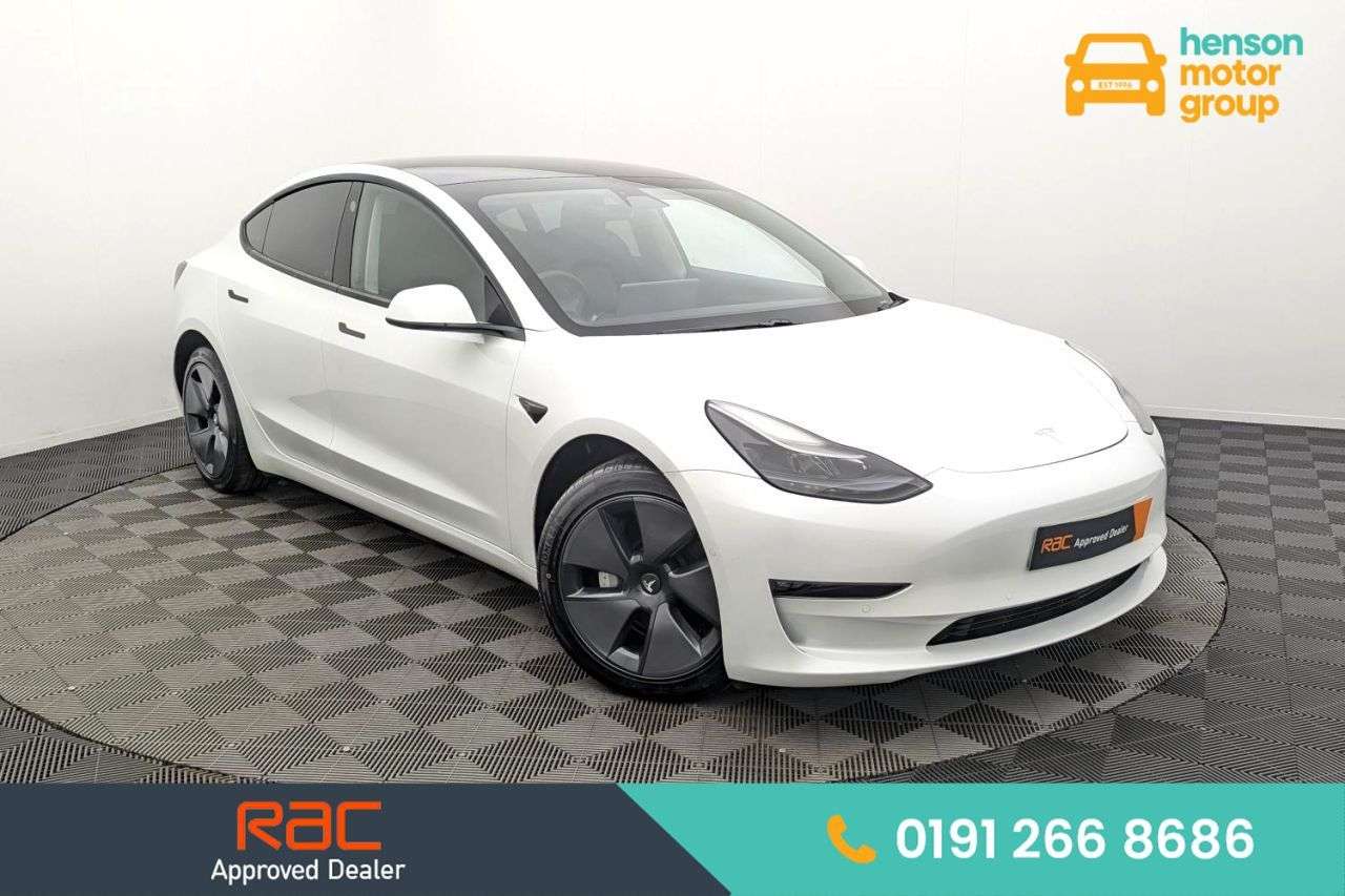 A 2021 TESLA MODEL 3 (Dual Motor) Long Range Saloon 4dr Electric Auto 4WDE (346 ps) Award Winnin A 2021 TESLA MODEL 3 (Dual Motor) Long Range Saloon 4dr Electric Auto 4WDE (346 ps) Award Winnin