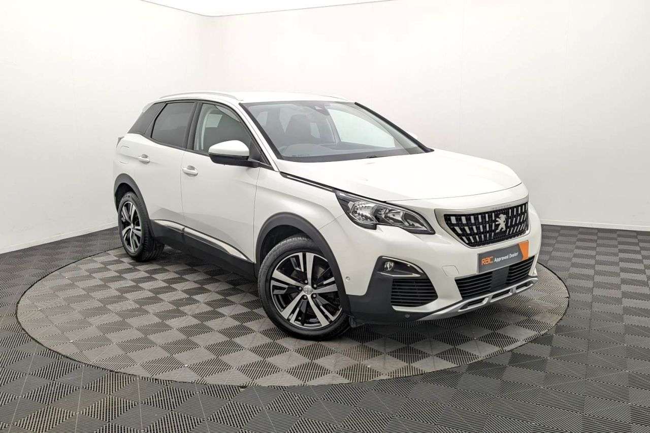 A 2020 PEUGEOT 3008 1.2 PureTech Allure SUV 5dr Petrol Manual Euro 6 (s/s) (130 ps) Award Winni A 2020 PEUGEOT 3008 1.2 PureTech Allure SUV 5dr Petrol Manual Euro 6 (s/s) (130 ps) Award Winni