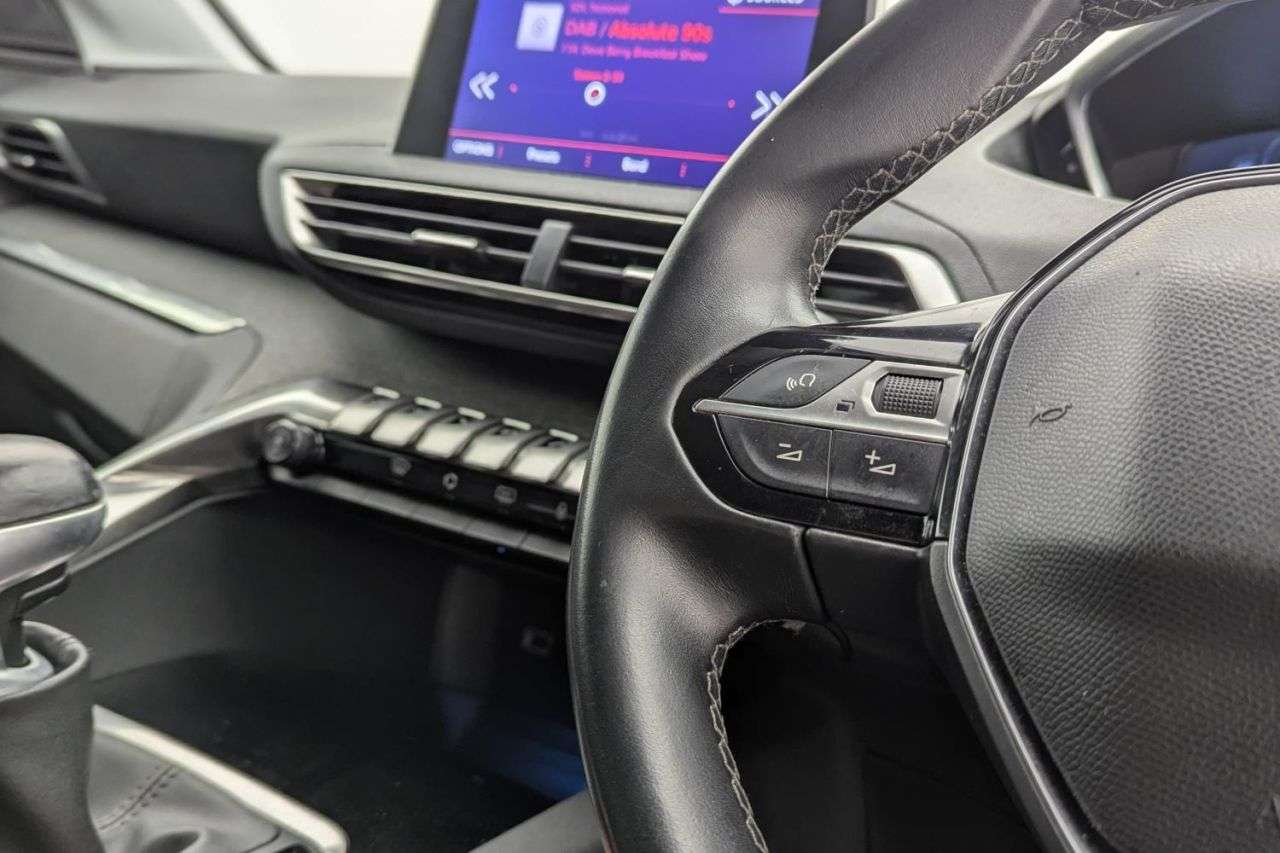 2020 PEUGEOT 3008 2020 PEUGEOT 3008