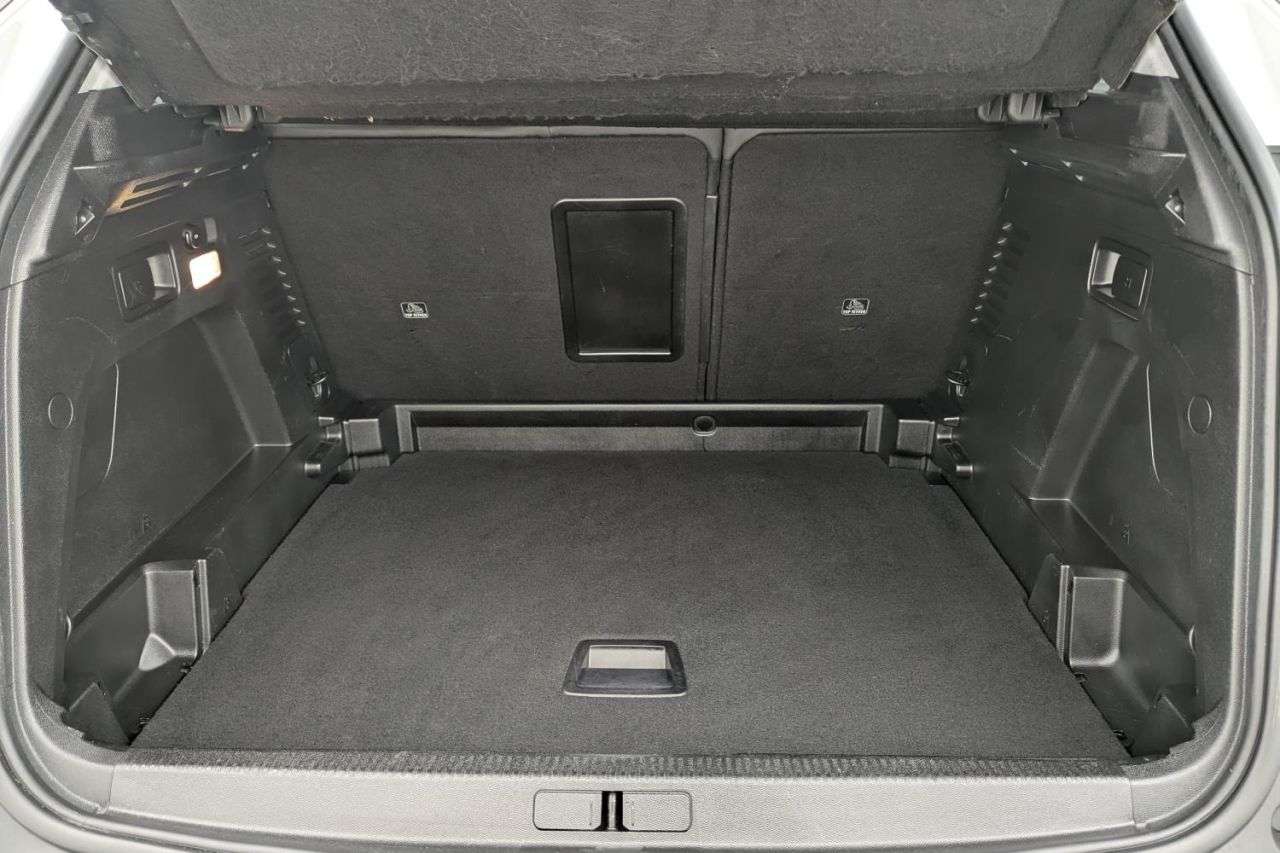 2020 PEUGEOT 3008 2020 PEUGEOT 3008