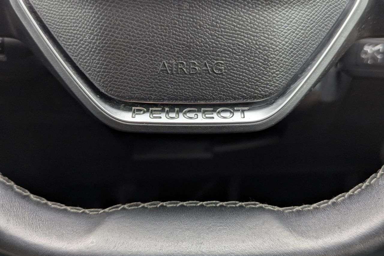 2020 PEUGEOT 3008 2020 PEUGEOT 3008