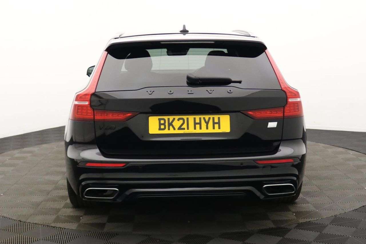 2021 VOLVO V60 2021 VOLVO V60