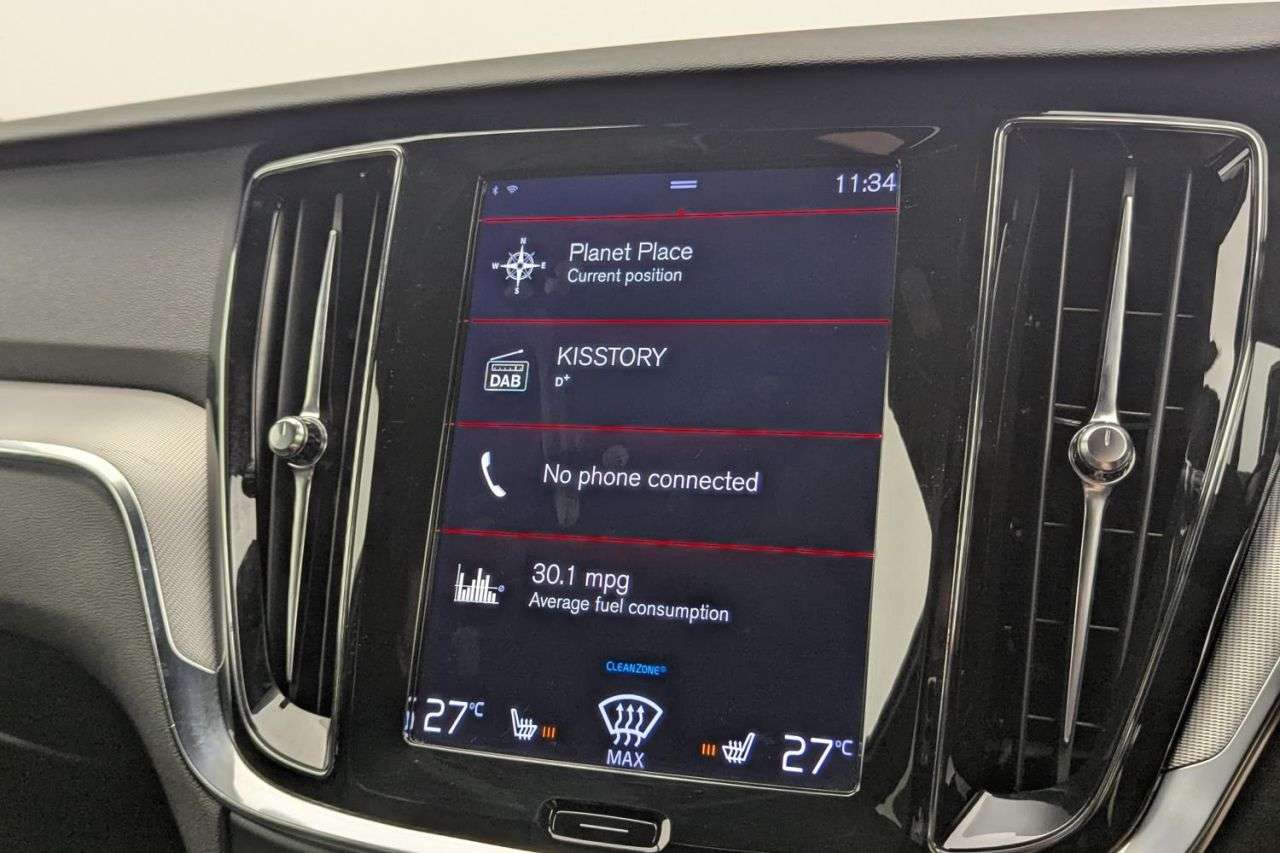 2021 VOLVO V60 2021 VOLVO V60