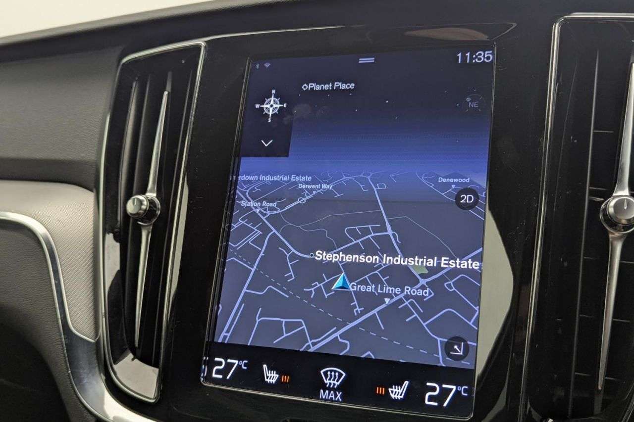 2021 VOLVO V60 2021 VOLVO V60