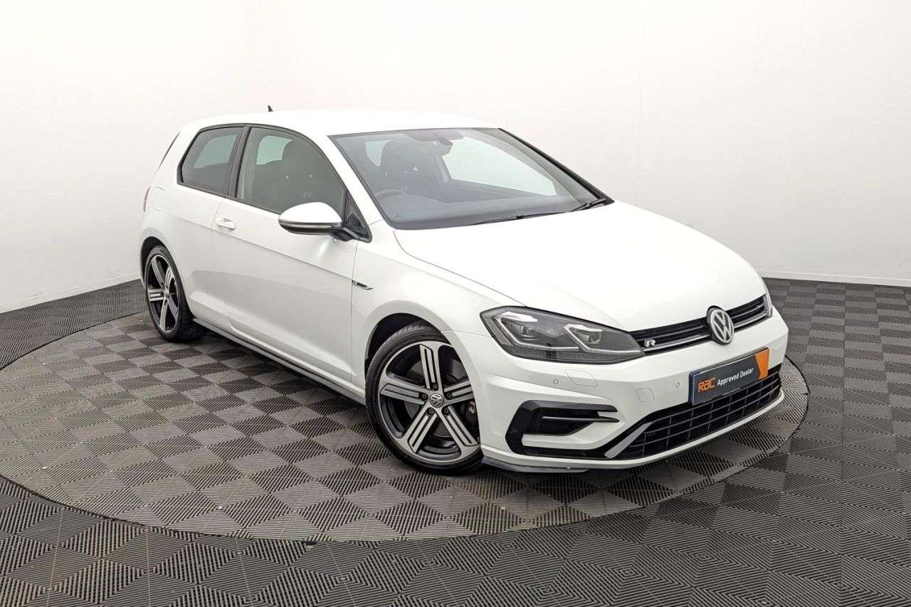 A 2018 VOLKSWAGEN GOLF 2.0 TSI R Hatchback 3dr Petrol Manual 4Motion Euro 6 (s/s) (310 ps) Award W A 2018 VOLKSWAGEN GOLF 2.0 TSI R Hatchback 3dr Petrol Manual 4Motion Euro 6 (s/s) (310 ps) Award W