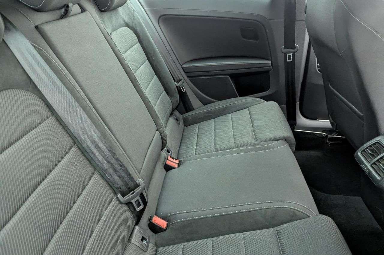 2018 VOLKSWAGEN GOLF 2018 VOLKSWAGEN GOLF