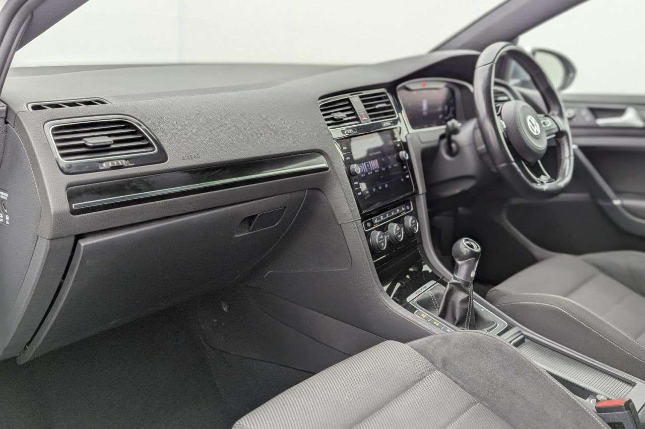 2018 VOLKSWAGEN GOLF 2018 VOLKSWAGEN GOLF