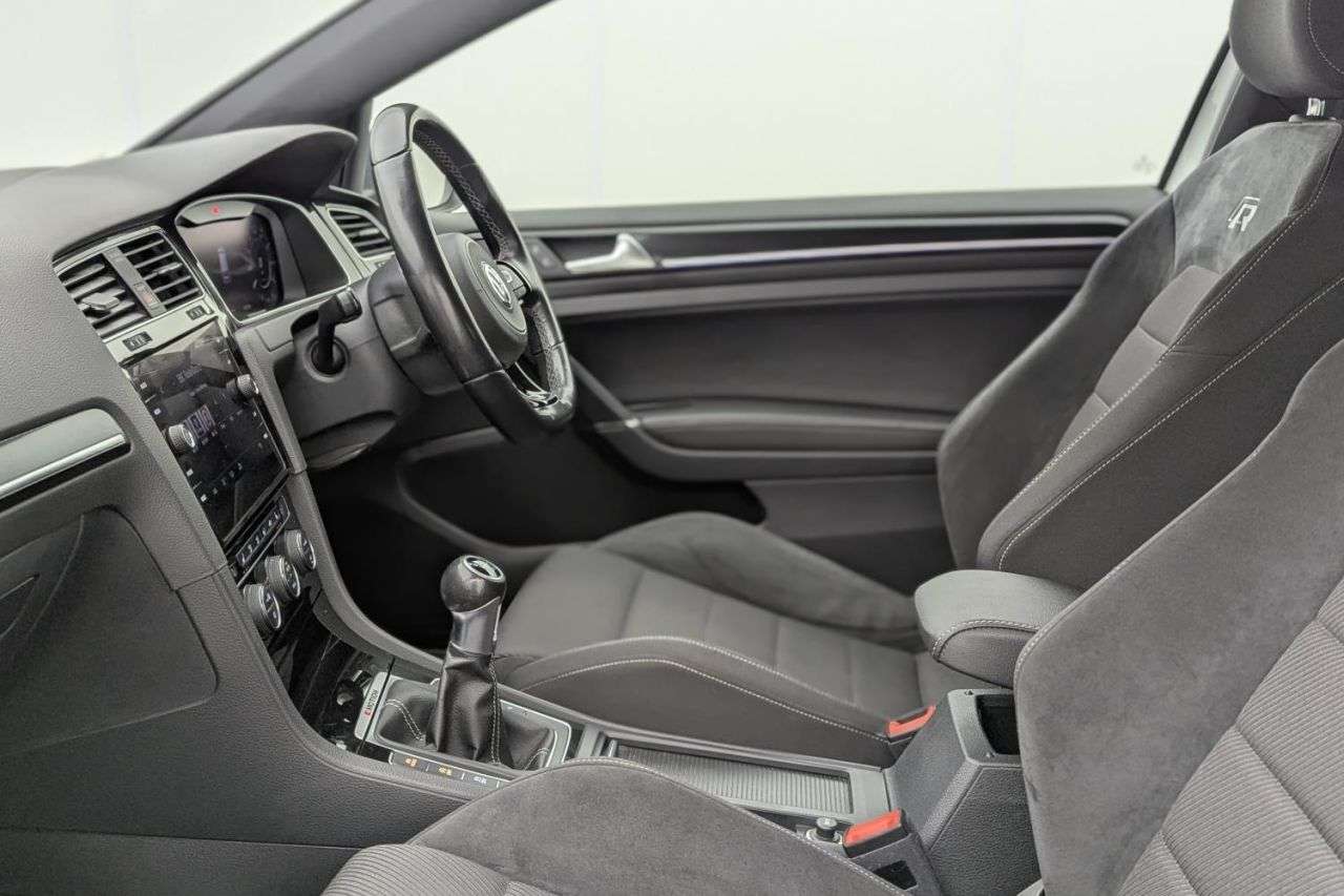 2018 VOLKSWAGEN GOLF 2018 VOLKSWAGEN GOLF