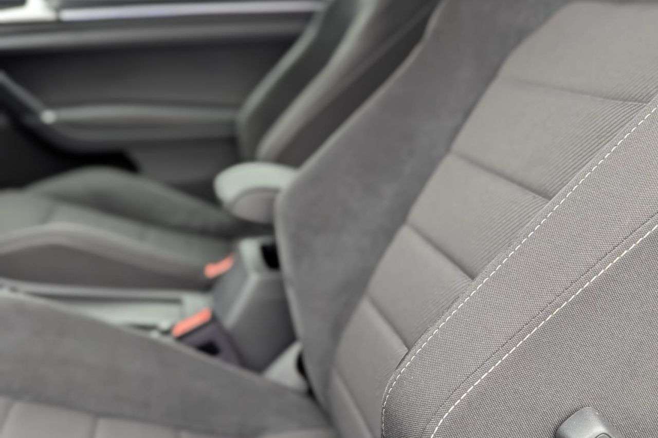 2018 VOLKSWAGEN GOLF 2018 VOLKSWAGEN GOLF