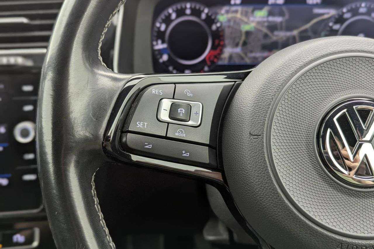 2018 VOLKSWAGEN GOLF 2018 VOLKSWAGEN GOLF