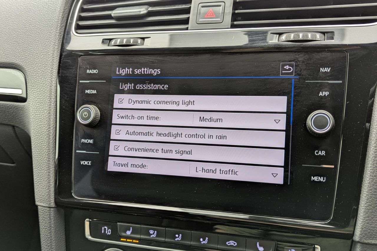 2018 VOLKSWAGEN GOLF 2018 VOLKSWAGEN GOLF