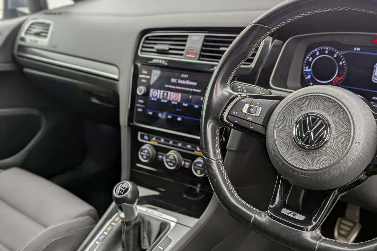 2018 VOLKSWAGEN GOLF 2018 VOLKSWAGEN GOLF