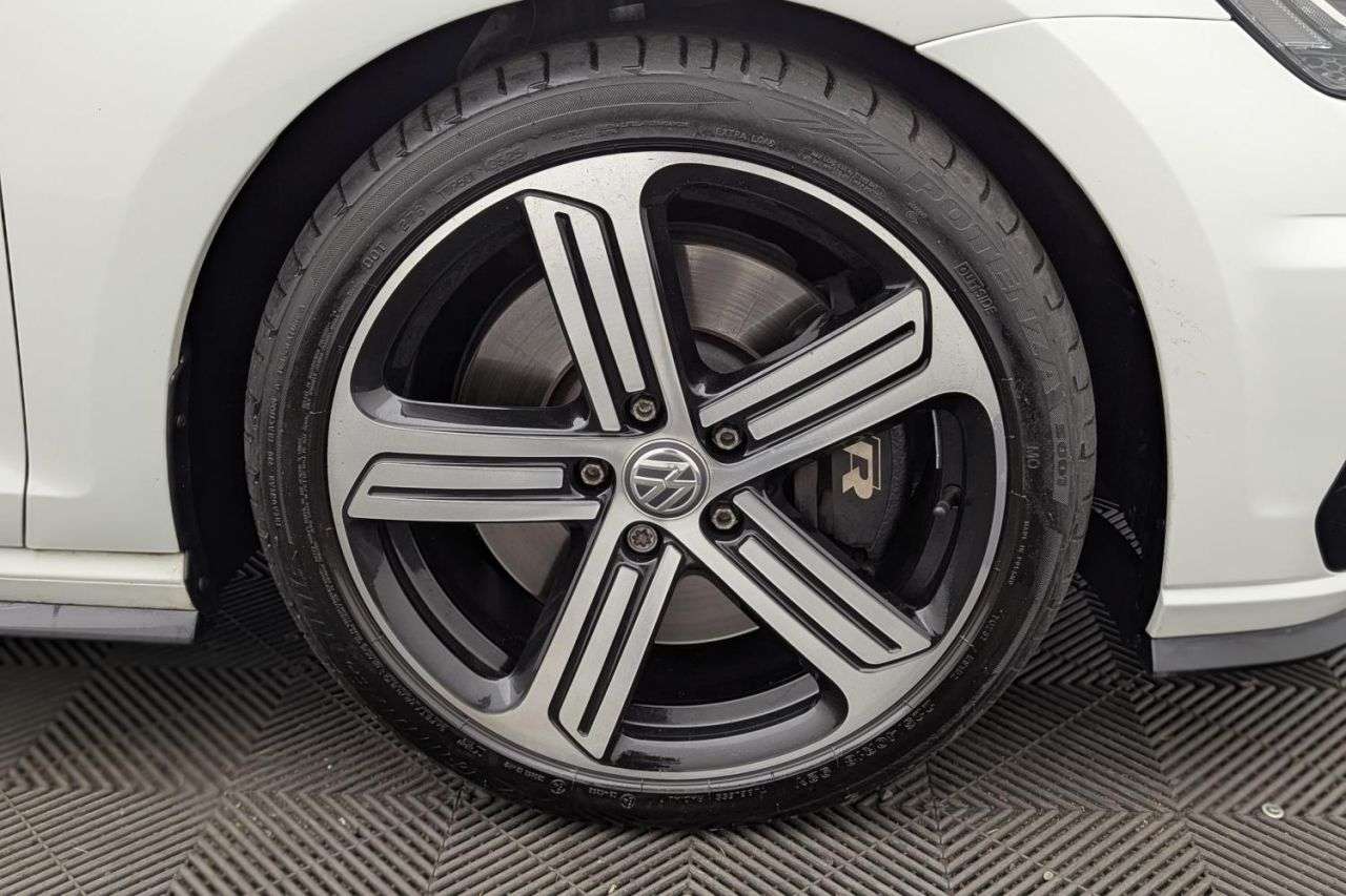 2018 VOLKSWAGEN GOLF 2018 VOLKSWAGEN GOLF