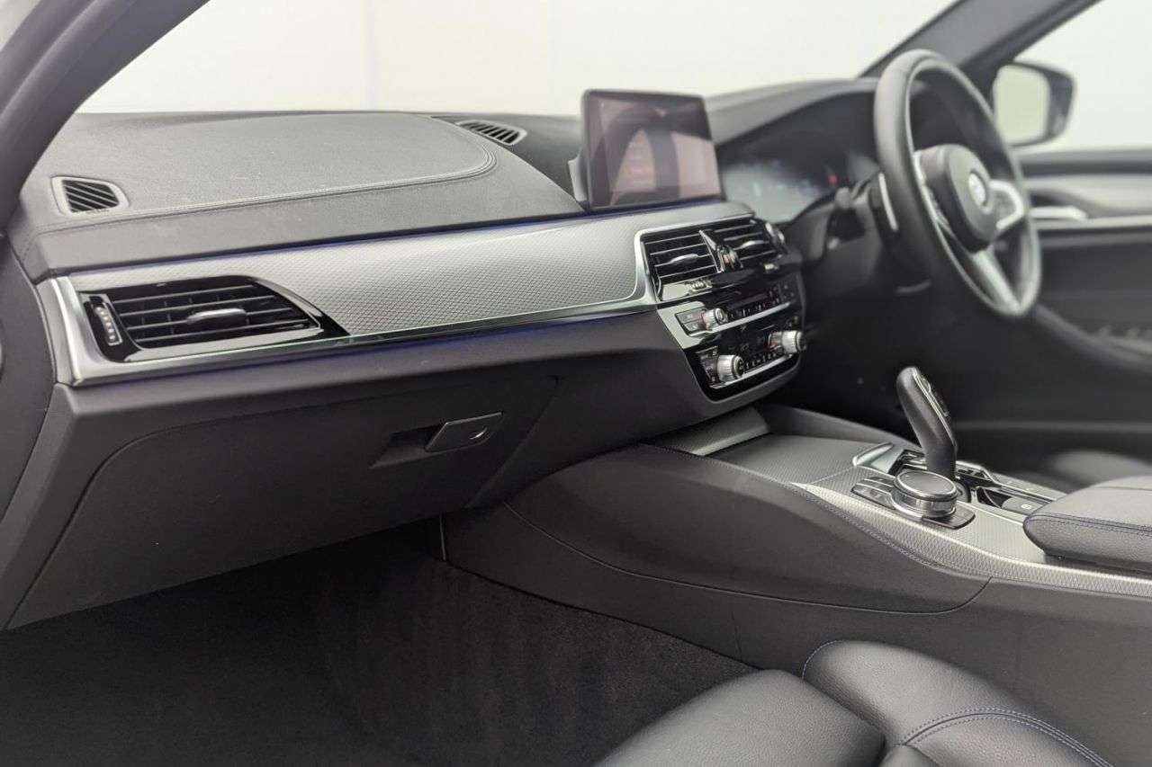 2018 BMW 5 SERIES 2018 BMW 5 SERIES