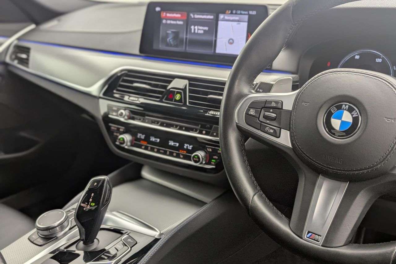 2018 BMW 5 SERIES 2018 BMW 5 SERIES