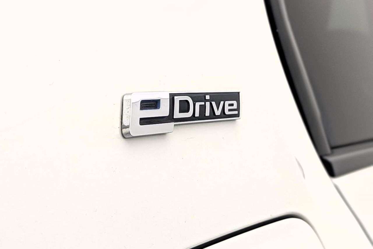 2018 BMW 5 SERIES 2018 BMW 5 SERIES