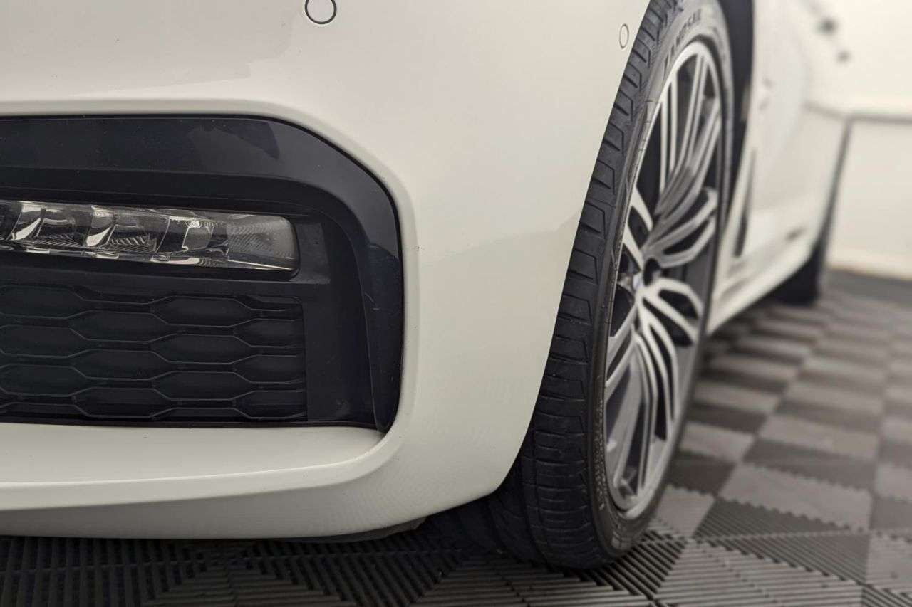 2018 BMW 5 SERIES 2018 BMW 5 SERIES