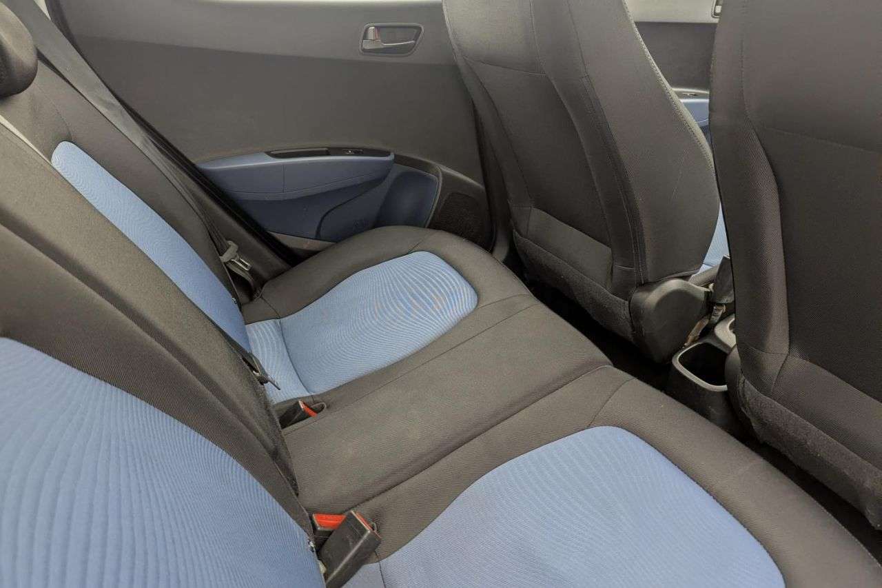 2016 HYUNDAI I10 2016 HYUNDAI I10