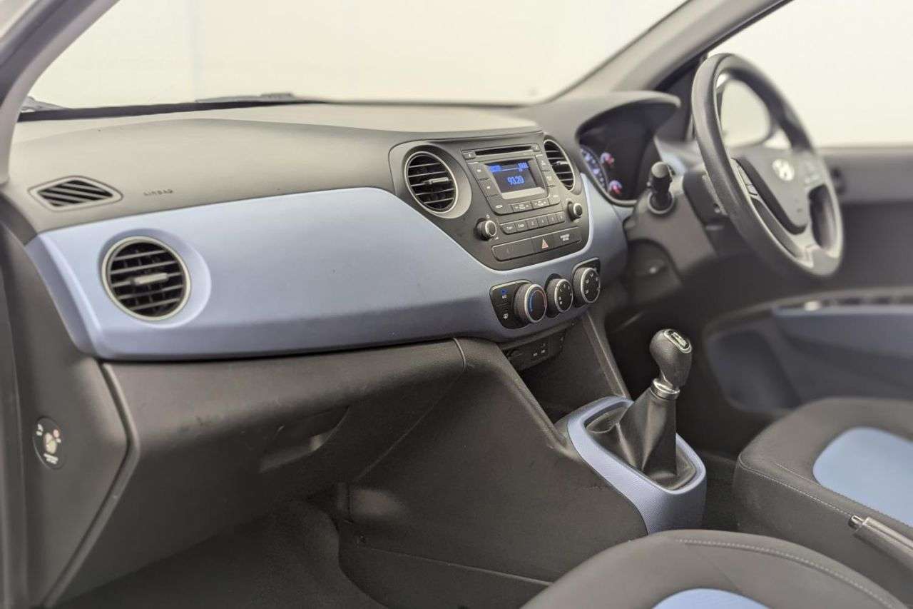 2016 HYUNDAI I10 2016 HYUNDAI I10