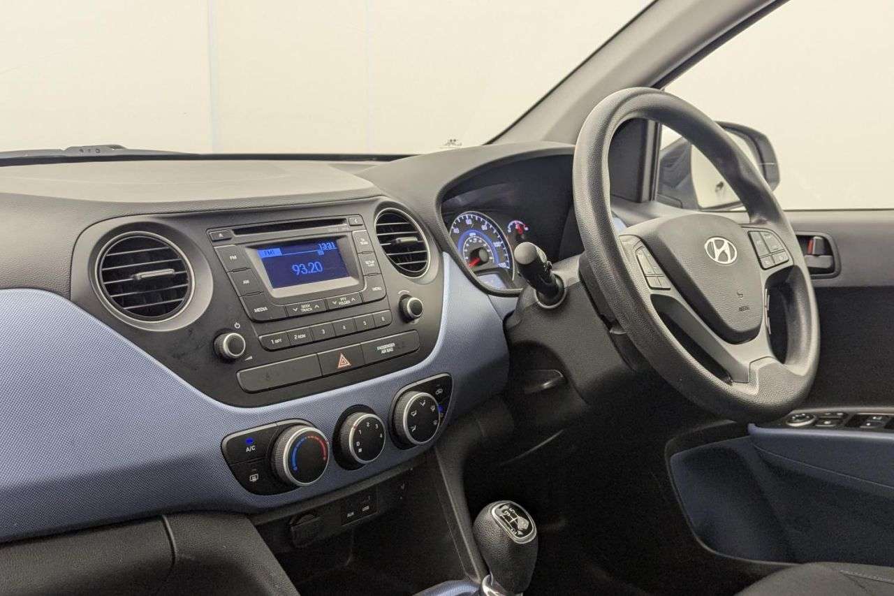 2016 HYUNDAI I10 2016 HYUNDAI I10