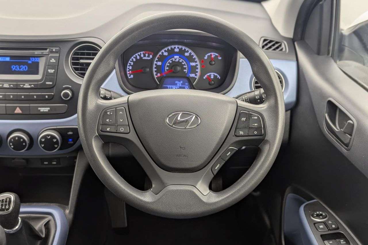 2016 HYUNDAI I10 2016 HYUNDAI I10