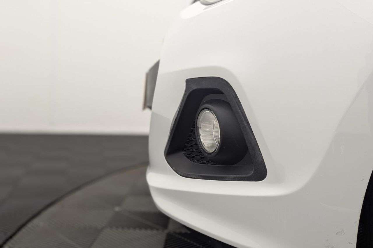 2016 HYUNDAI I10 2016 HYUNDAI I10