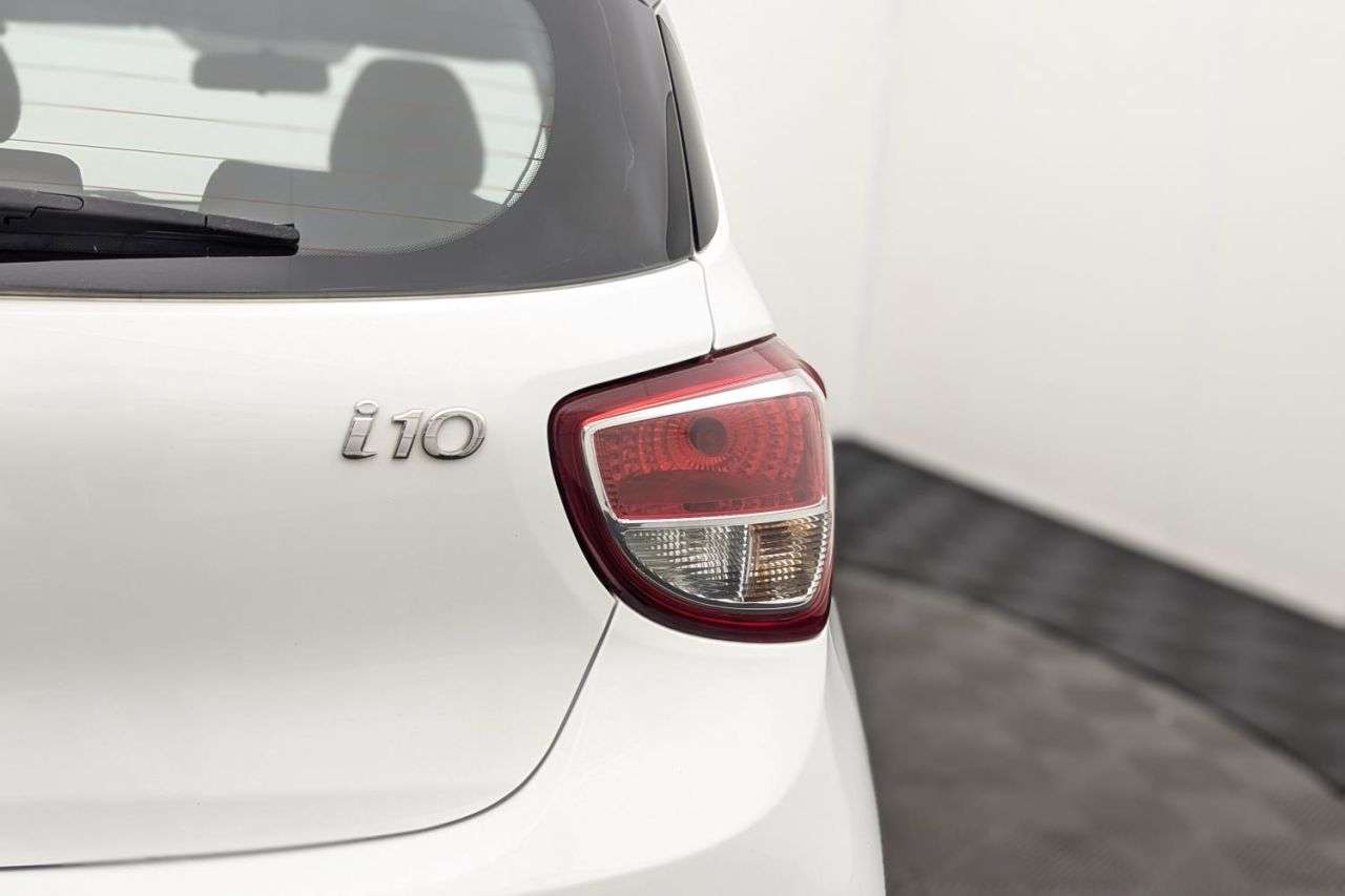 2016 HYUNDAI I10 2016 HYUNDAI I10