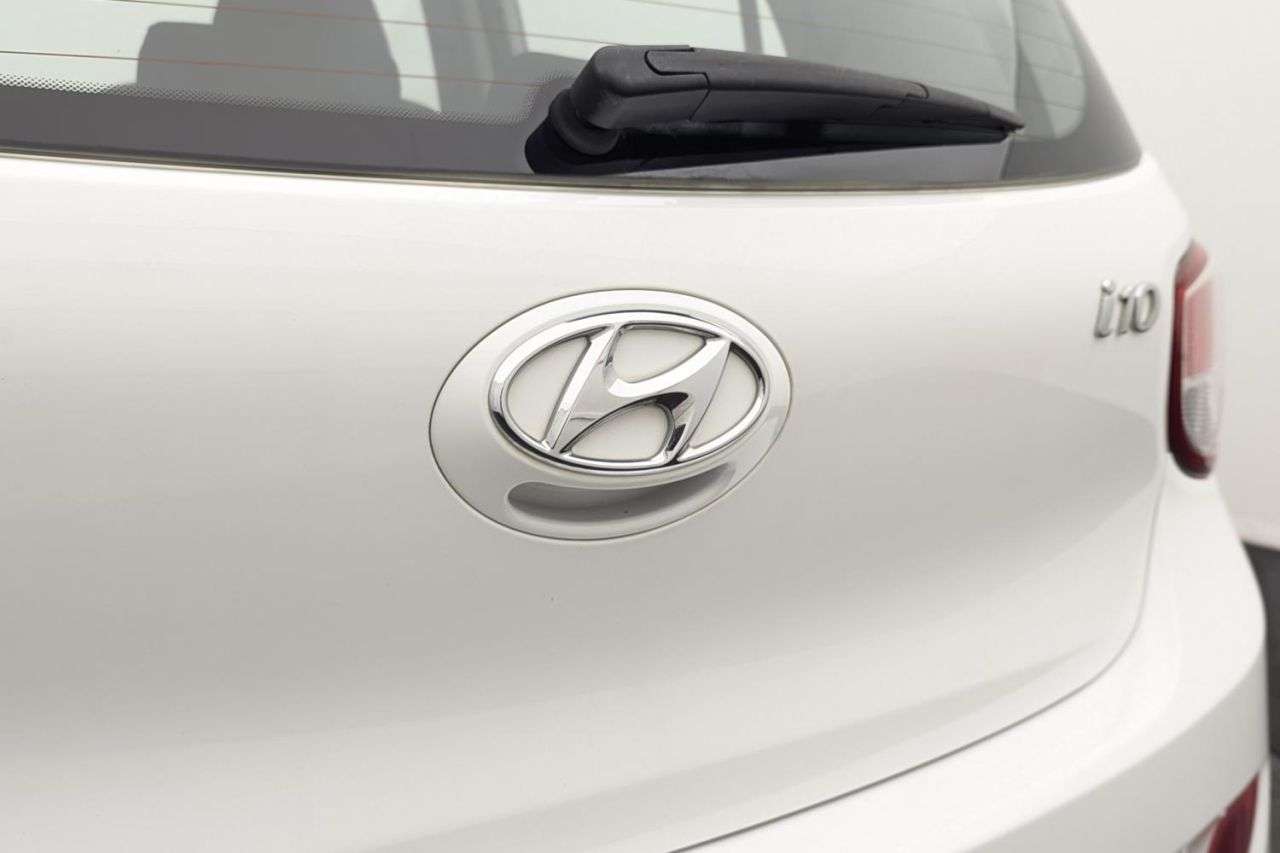 2016 HYUNDAI I10 2016 HYUNDAI I10