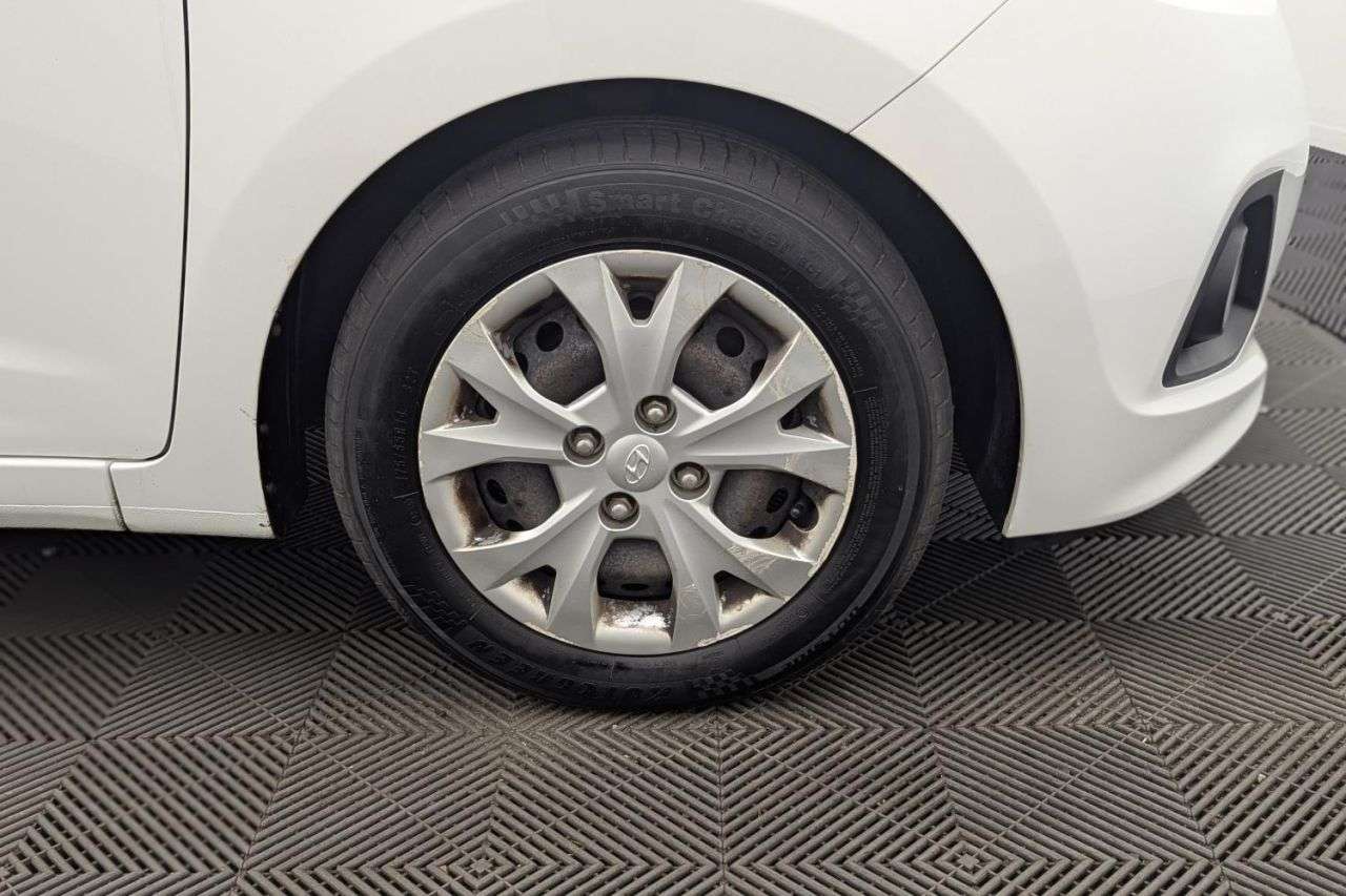 2016 HYUNDAI I10 2016 HYUNDAI I10