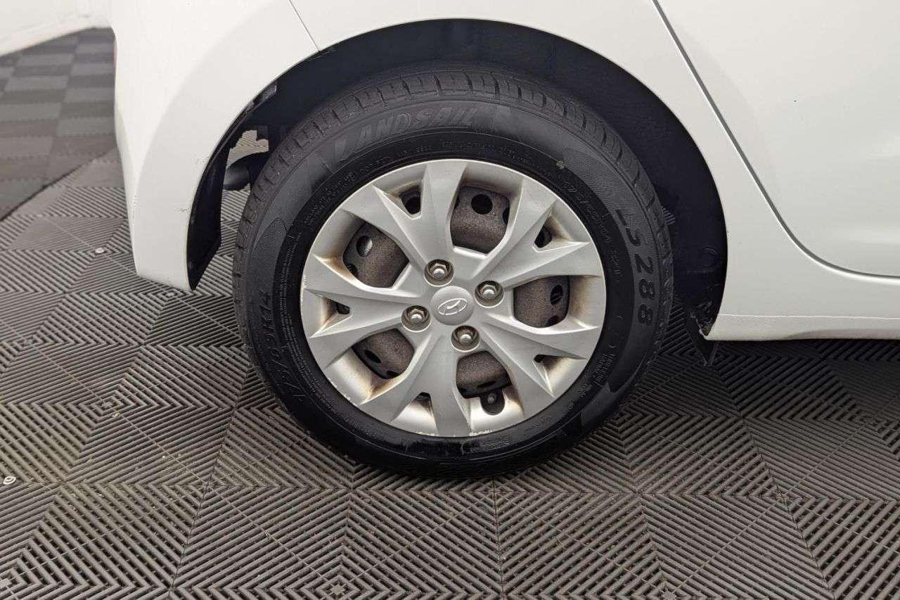 2016 HYUNDAI I10 2016 HYUNDAI I10