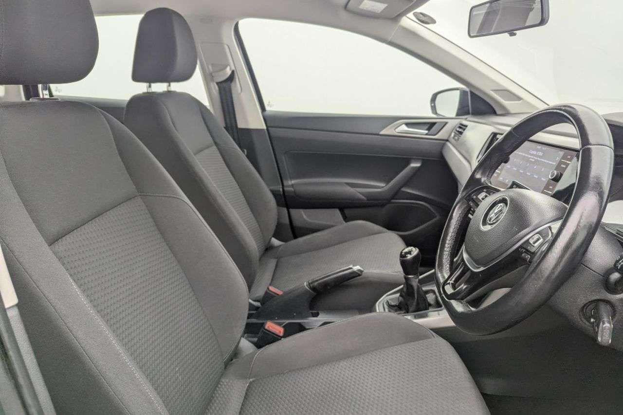 A 2019 VOLKSWAGEN POLO 1.0 EVO SE Hatchback 5dr Petrol Manual Euro 6 (s/s) (65 ps) Award Winning 5 A 2019 VOLKSWAGEN POLO 1.0 EVO SE Hatchback 5dr Petrol Manual Euro 6 (s/s) (65 ps) Award Winning 5