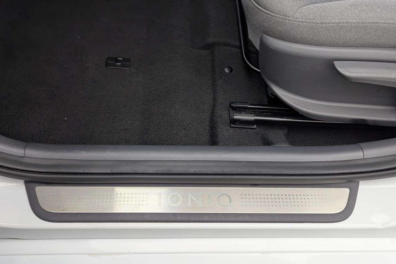 2023 HYUNDAI IONIQ 2023 HYUNDAI IONIQ