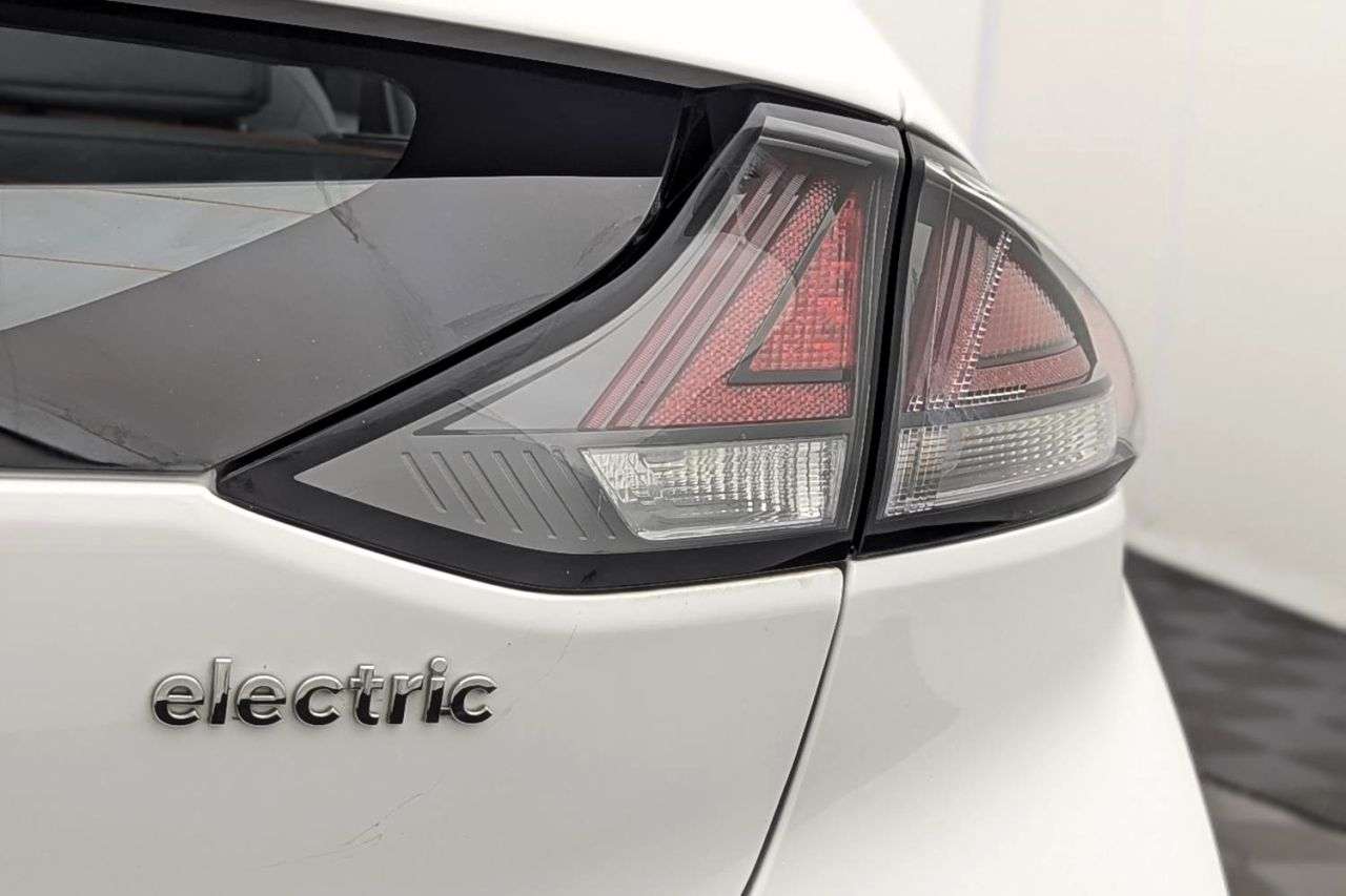 2023 HYUNDAI IONIQ 2023 HYUNDAI IONIQ