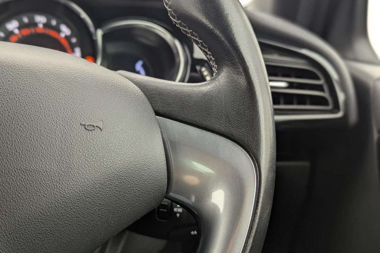 2018 DS AUTOMOBILES DS 3 2018 DS AUTOMOBILES DS 3