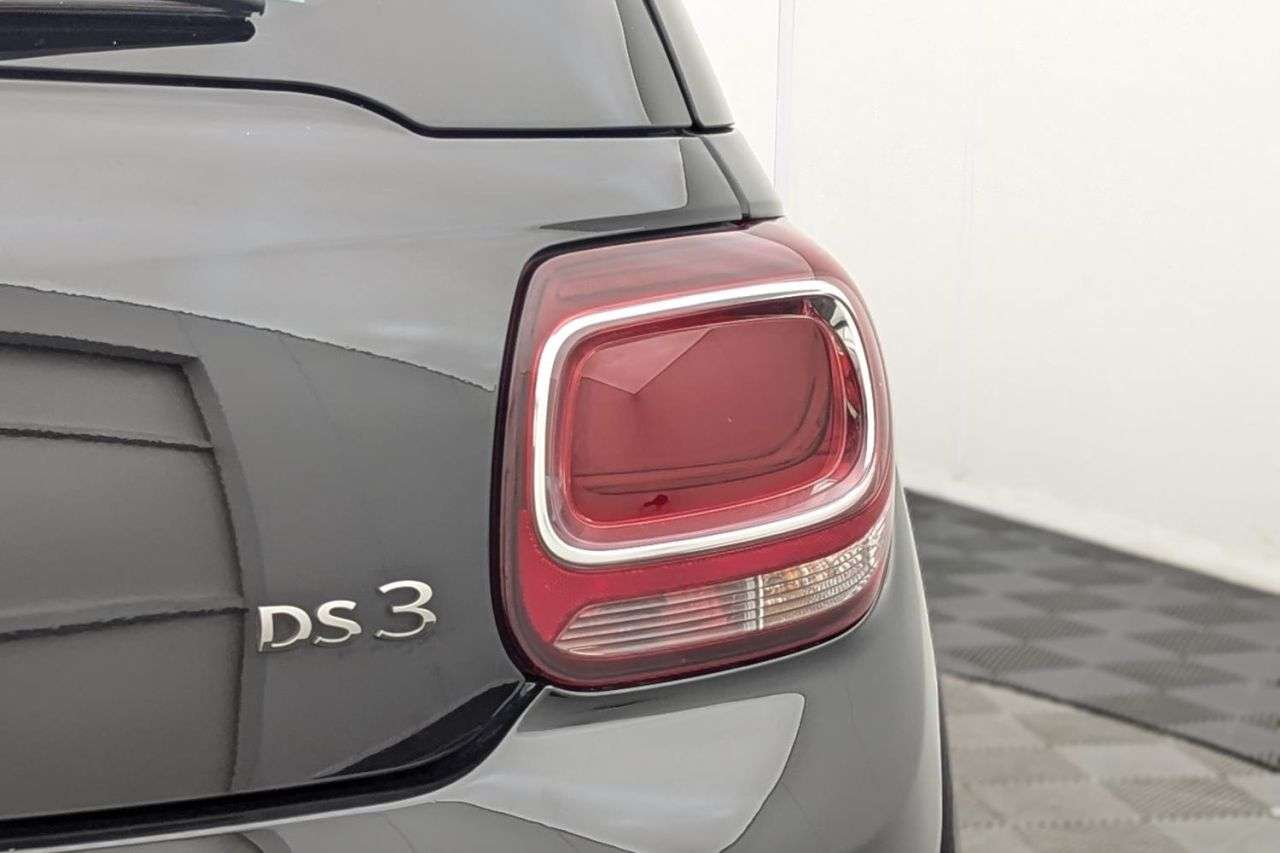 2018 DS AUTOMOBILES DS 3 2018 DS AUTOMOBILES DS 3