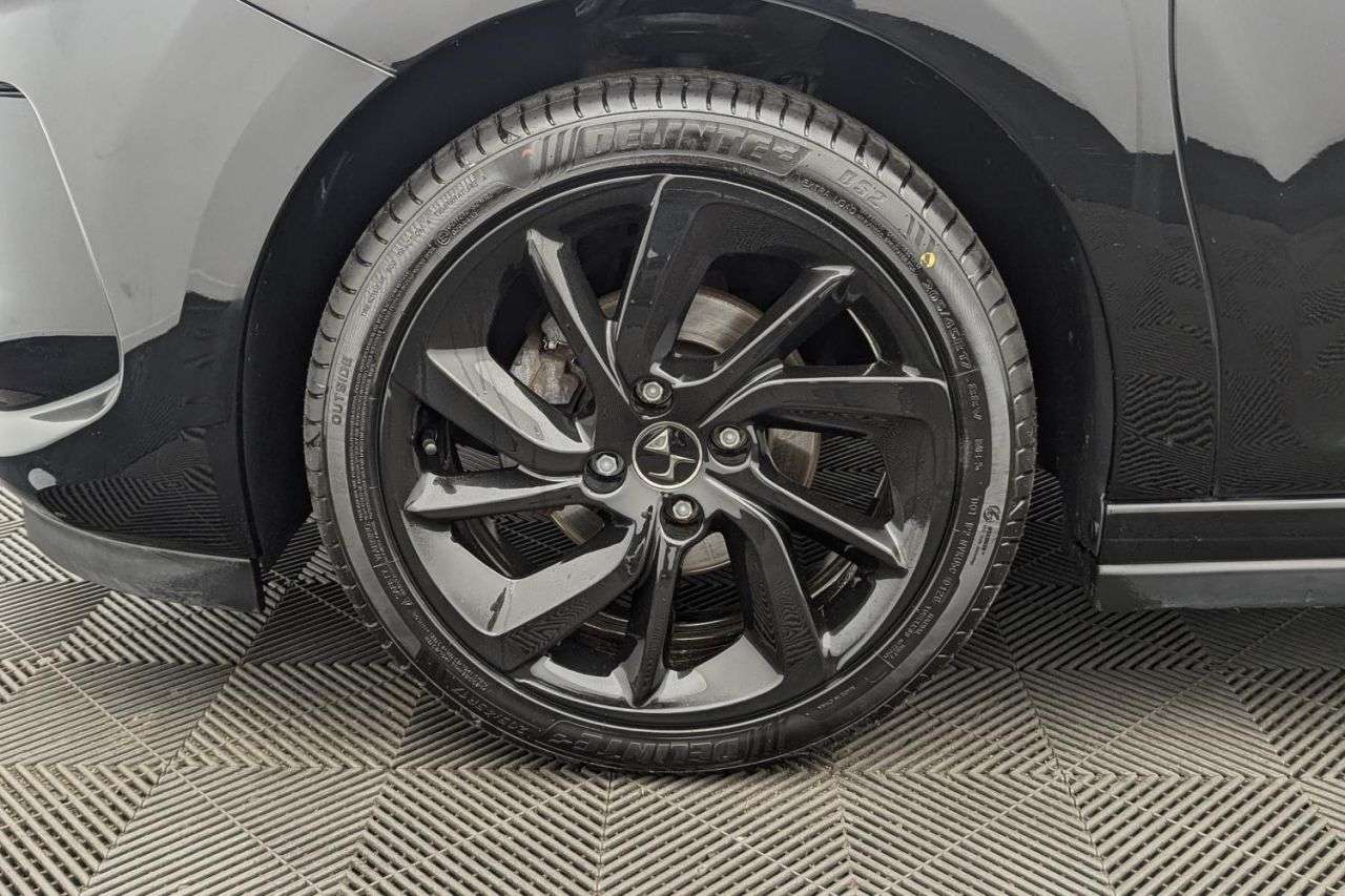 2018 DS AUTOMOBILES DS 3 2018 DS AUTOMOBILES DS 3