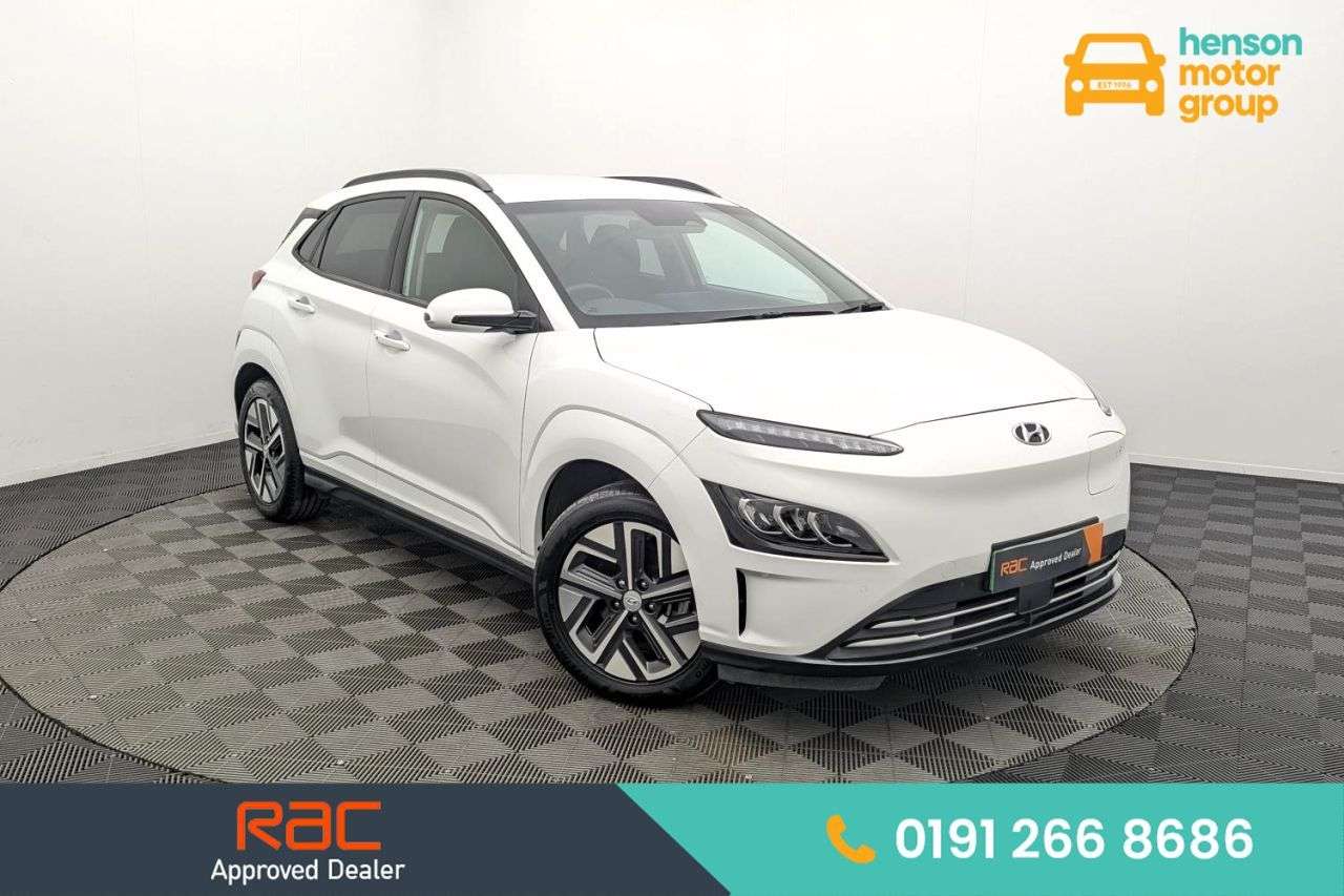 A 2023 HYUNDAI KONA 39kWh Premium SUV 5dr Electric Auto (10.5kW Charger) (136 ps) Award Winning A 2023 HYUNDAI KONA 39kWh Premium SUV 5dr Electric Auto (10.5kW Charger) (136 ps) Award Winning