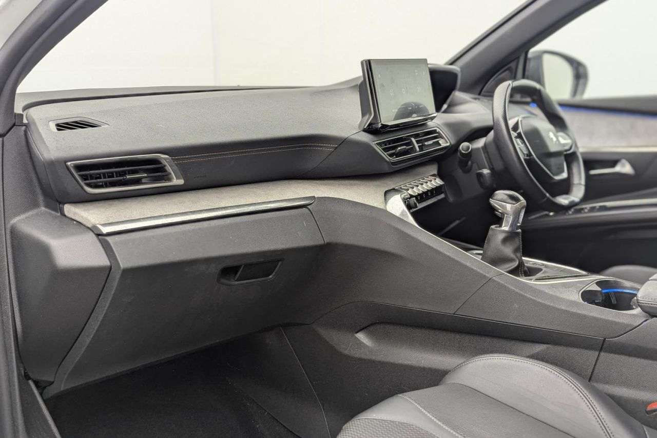 2023 PEUGEOT 5008 2023 PEUGEOT 5008