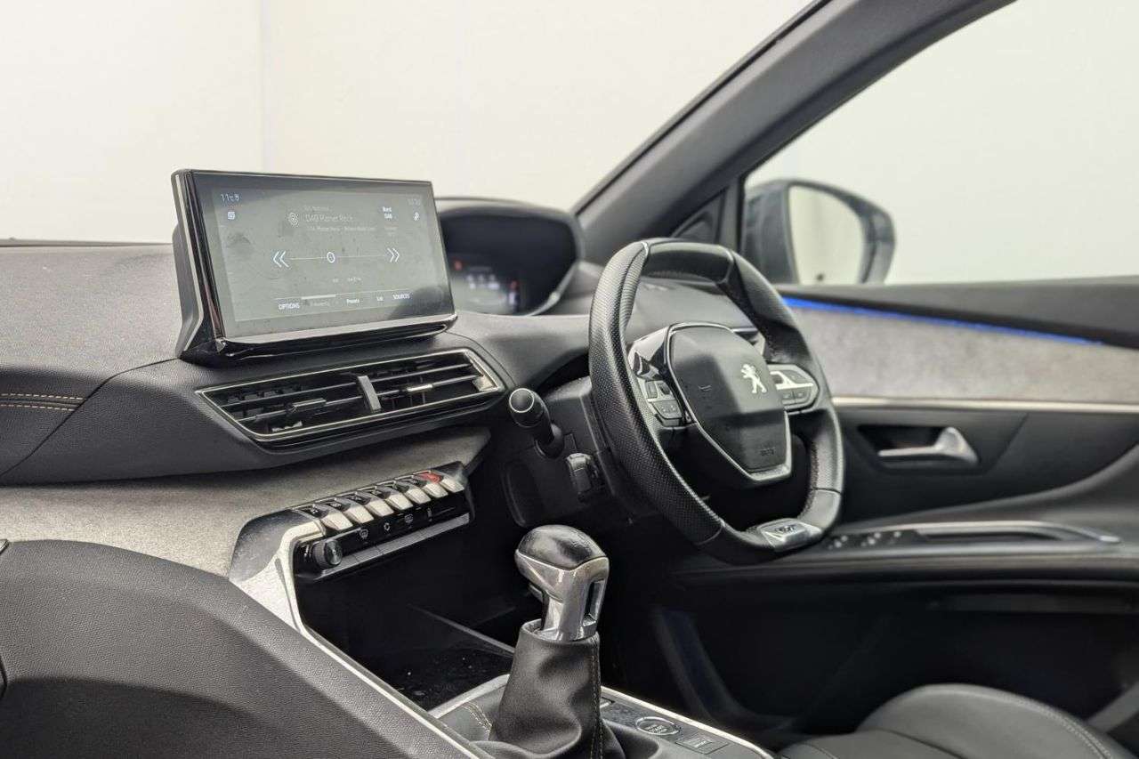 2023 PEUGEOT 5008 2023 PEUGEOT 5008