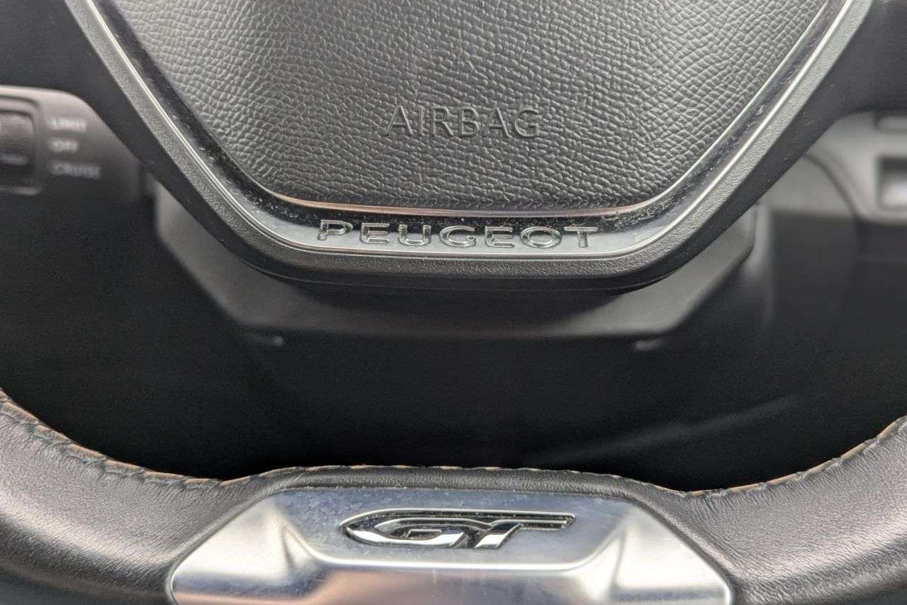 2023 PEUGEOT 5008 2023 PEUGEOT 5008
