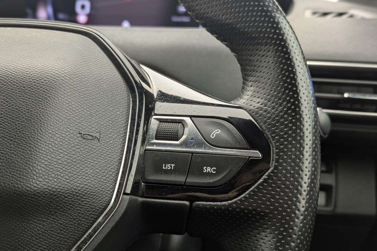2023 PEUGEOT 5008 2023 PEUGEOT 5008