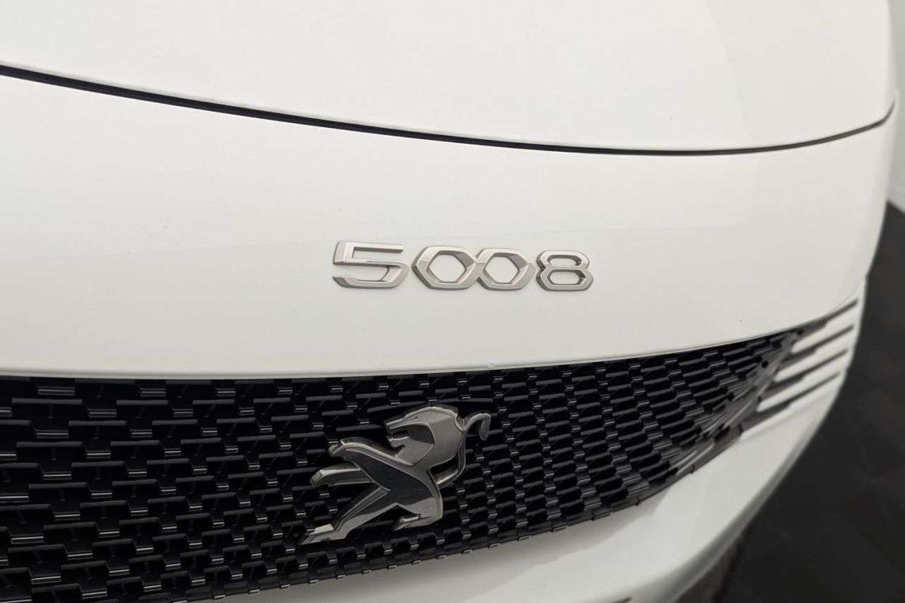 2023 PEUGEOT 5008 2023 PEUGEOT 5008