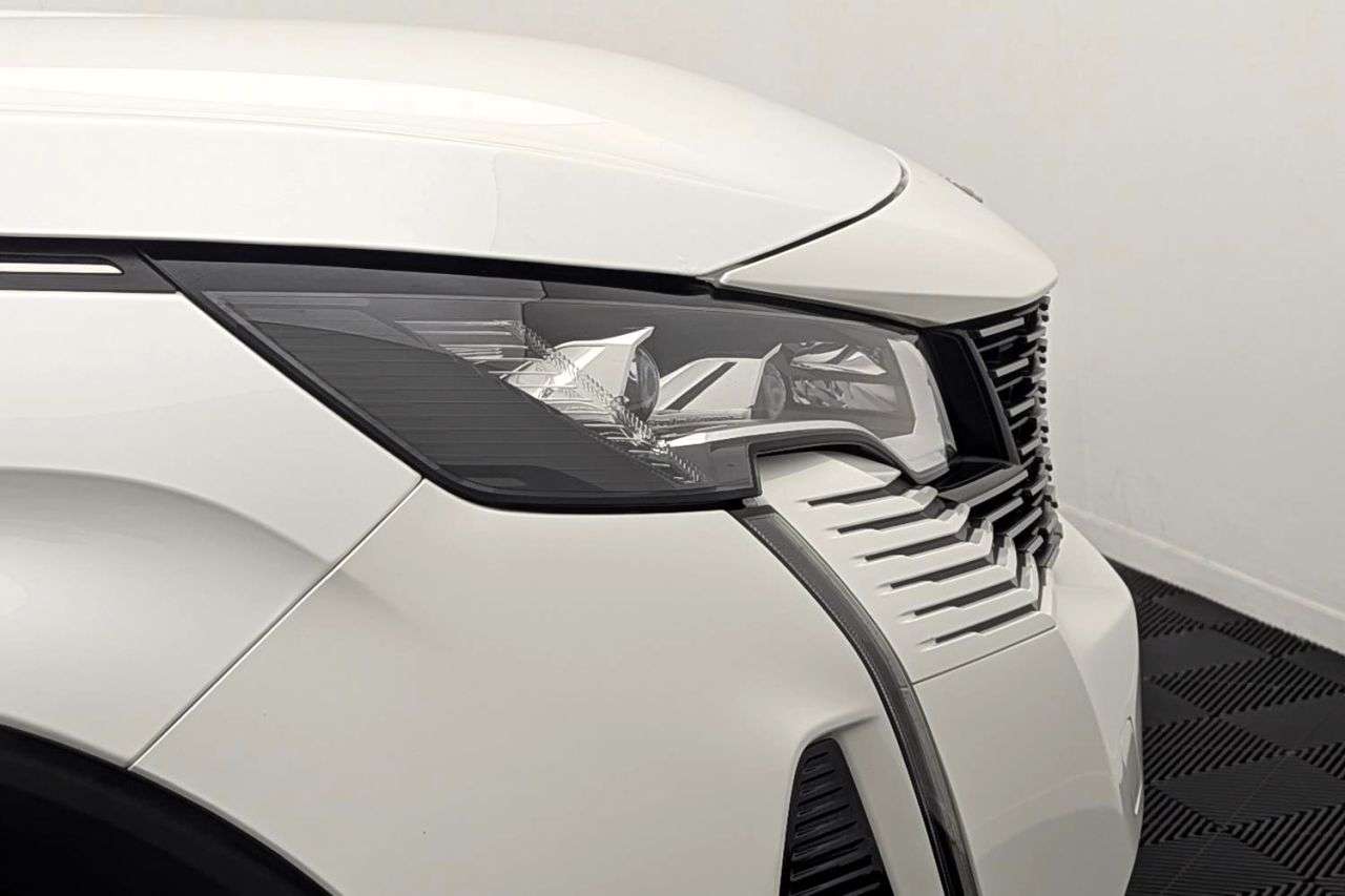 2023 PEUGEOT 5008 2023 PEUGEOT 5008