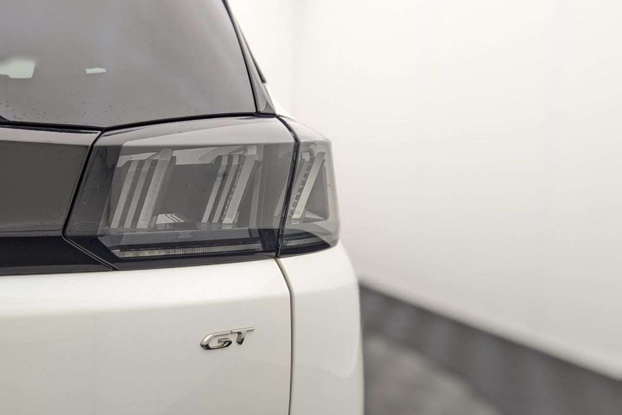 2023 PEUGEOT 5008 2023 PEUGEOT 5008