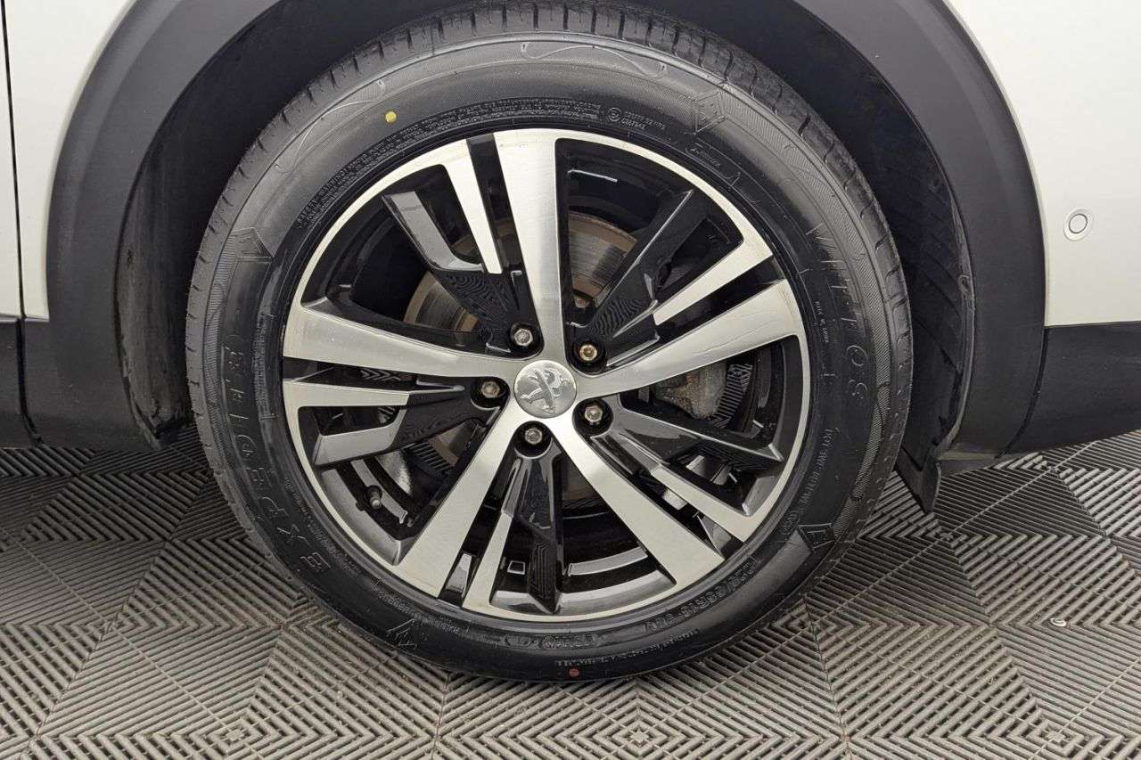 2023 PEUGEOT 5008 2023 PEUGEOT 5008